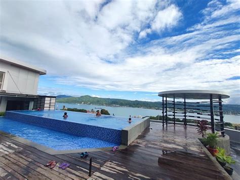 HOTEL SANTIKA PREMIERE AMBON (Ambon, Indonesië) - foto's, reviews en ...