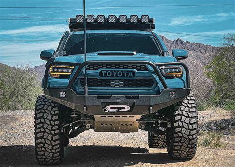 Toyota Tacoma (2016+) Hi-Lite Overland Front Bumper [Bull Bar] – Cali ...