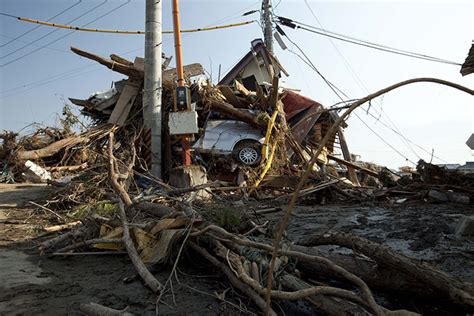 Tufts Supports Japan: Tsunami Aftermath: Photos