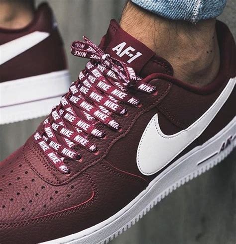 Nike maroon burgundy | Estilo masculino, Looks hip hop, Moda para homens