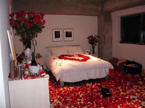 An Awesome Proposal! Staged bedroom for the big question? Of course ...