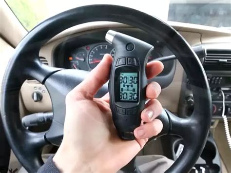 How to Install a Tire Pressure Sensor? - Car Triton