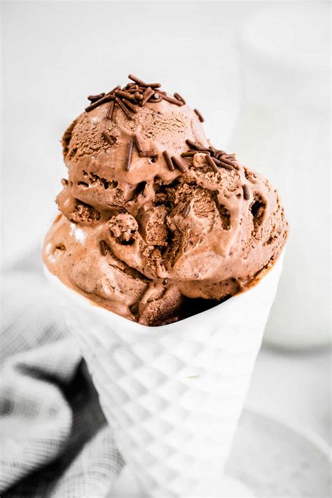 The BEST No-Churn Chocolate Ice Cream (Ultra Rich & Creamy)