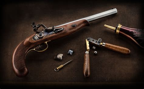 Pistolet Pedersoli Continental à Silex - Davide PEDERSOLI & C. Hand Guns, Weapons, Elegant ...