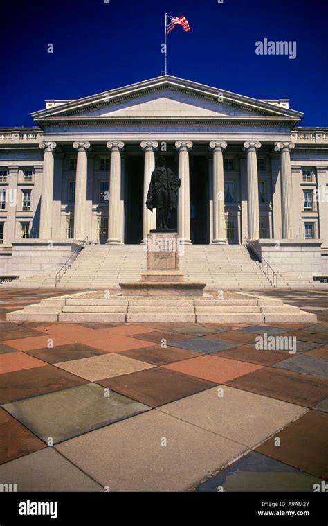 FRONT FACADE UNITED STATES TREASURY BUILDING WASHINGTON DC USA Stock ...