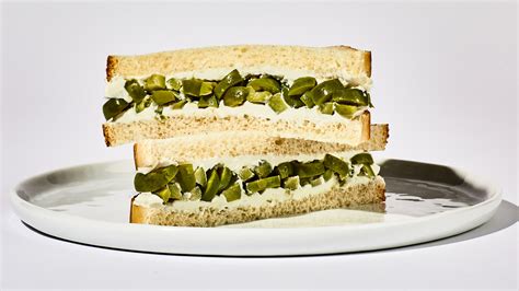 This Cream Cheese and Olive Sandwich Doesn't Have to Explain Itself to ...