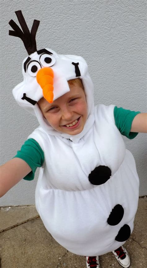 Joy 2 Sew: Olaf Preview...