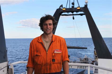 Portrait of a marine engineer – HOBITSS: Slow-Slip Under the Sea