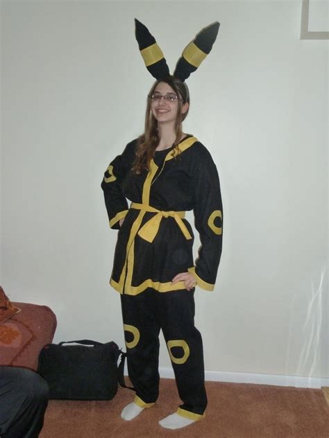 umbreon cosplay by fallpastlogic on DeviantArt