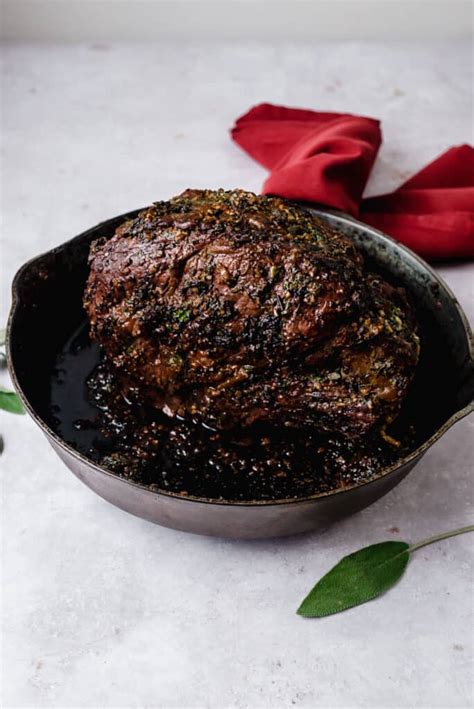 Garlic and Herb Crusted Boneless Rib Roast