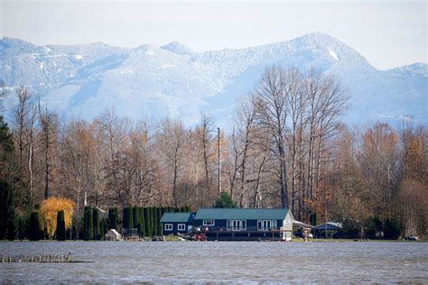 Aerial Video Shows Massive Flooding in Washington State Area - Newsweek