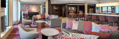 Hotel Near Pittsburgh International Airport | Courtyard Pittsburgh Airport