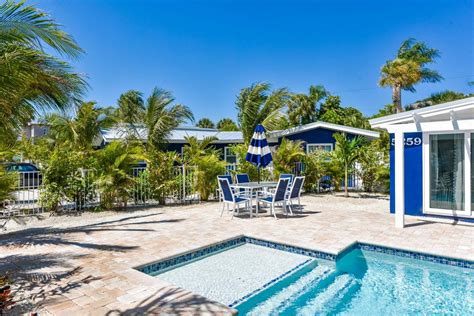 Bimini Breeze | Siesta Key, FL | Siesta Key Luxury Rental Properties | Luxury rentals, Rental ...