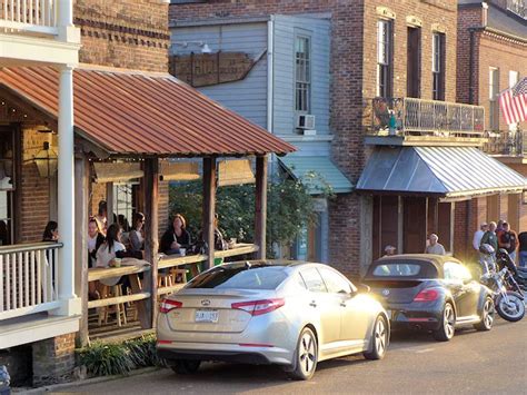 Best Restaurants Natchez MS | Scenic Pathways