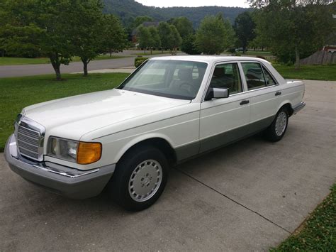 1983 Mercedes-Benz 300 Series | Vintage Planet