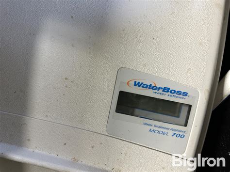 Waterboss 700 Water Softener In Trash Can BigIron Auctions