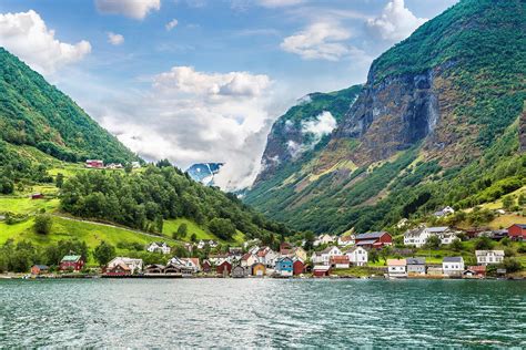 From Mountains to Fjords, These are the 15 Things You Must See in Norway