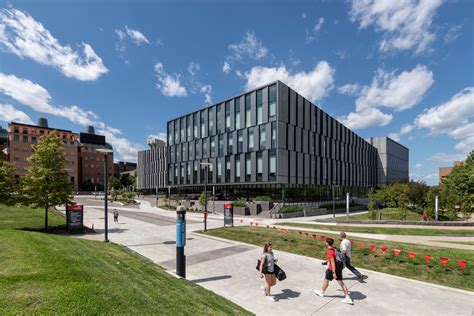 Much Anticipated University of Cincinnati College of Business Opens - Buro Happold