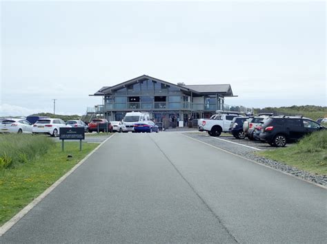 The Oyster Catcher, Rhosneigr © Eirian Evans :: Geograph Britain and Ireland