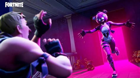 Download Cuddle Leader Team Showdown in Fortnite Skin Wallpaper ...