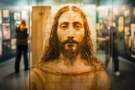 AI Uses the Turin Shroud to Reveal What Jesus 'Might Have Looked Like ...