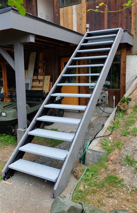 Outdoor Stair Stringers by Fast-Stairs.com