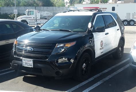 LAPD in 2022 | Police cars, Rescue vehicles, Police car lights