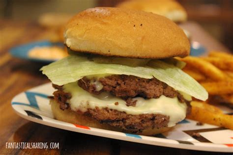 Fantastical Sharing of Recipes: Steak 'n Shake Garlic Double Steakburgers