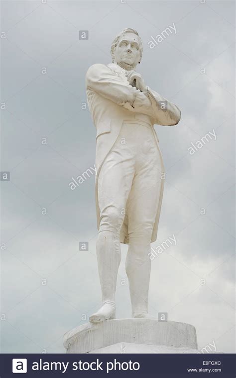 Tomas Stamford Raffles statue Stock Photo - Alamy