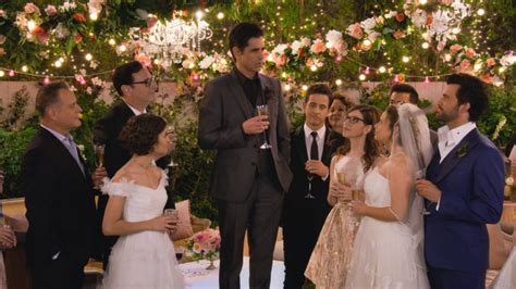 How 'Fuller House' Snagged That Boy Bander & Other Surprise Finale Cameos