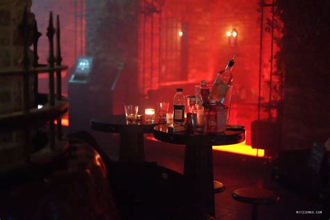 Itaewon Nightlife - Bars and Nightclubs - Seoul Guide | Mitzie Mee ...