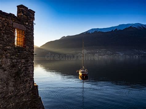 Sunset light on Lake Como stock photo. Image of como - 168565662