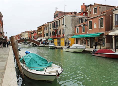 A Day Trip to Murano From Venice, Italy - Justin Plus Lauren