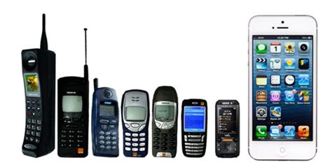 PHOTO The Evolution Of A Cell Phone From A Brick Phone To An iPhone