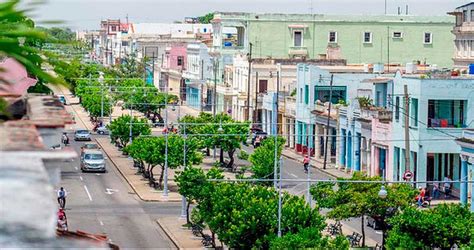 El Paseo del Prado de Cienfuegos, una calle que marca a una ciudad ...