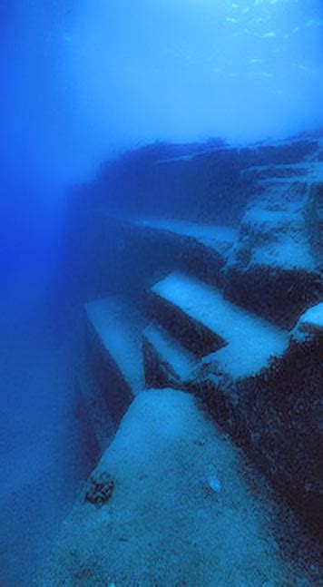 Diving Yonaguni Monument Underwater Pyramid In Japan