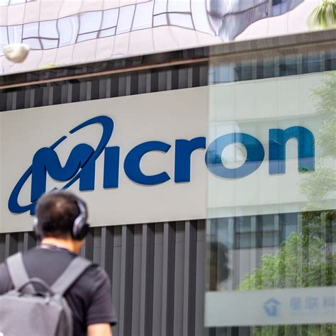 Has Micron Stock Finally Bottomed In Q1 (Technical Analysis)? - Meme Stock Maven