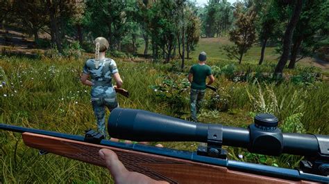 Escena del juego Hunting Simulator en el que cazan con rifle.