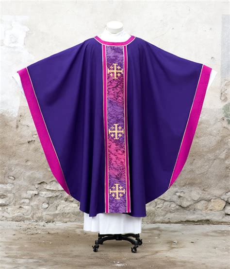 Custom clerical vestments, chasubles, clergy robes, altar linens & wall ...