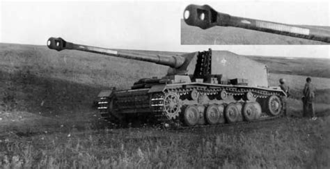 WW2 pictures: The 12,8cm Sturer Emil tank destroyer. Note the kill marks on the barrel. - 9GAG