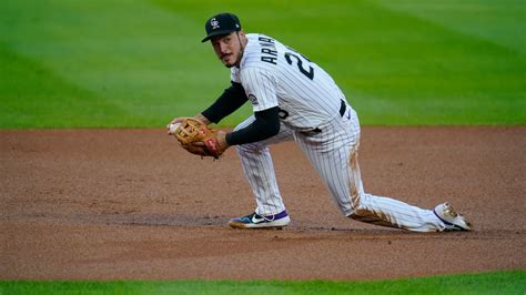 Rockies’ Nolan Arenado wins 8th Gold Glove in 8 seasons | FOX21 News Colorado