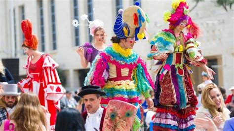 Purim in Israel: parades and parties | Madan