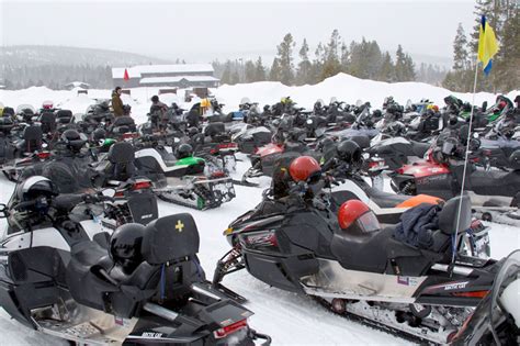 Hundred Days 050: Snowmobiling in Yellowstone National Park « The ...