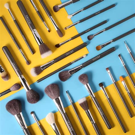 Docolor Makeup Brushes 29-Piece Professional Makeup Brush Set | Makeup Brush Set on Sale on ...