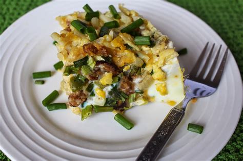 Kylee's Kitchen: Crock Pot Sausage, Egg & Hashbrown Casserole