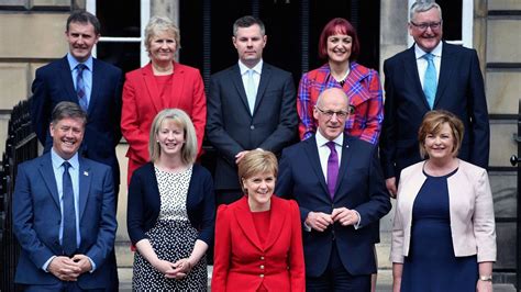 Who is in the 2016 Scottish cabinet? - BBC News