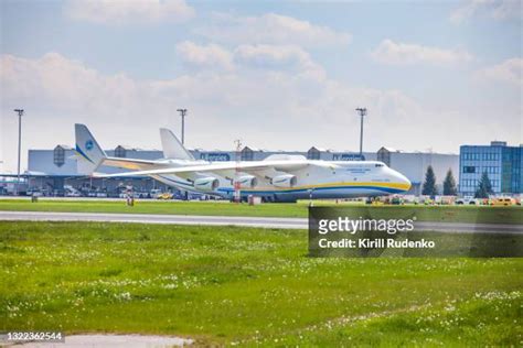 Production Of The Antonov 225 Mriya Worlds Largest Aircraft Photos and ...