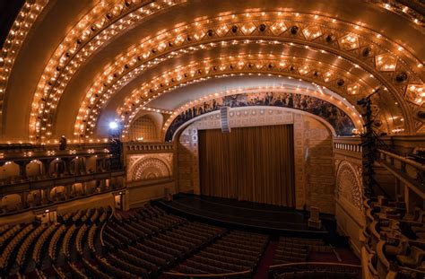 Palace Of Fine Arts Theater Seating - Rectangle Circle