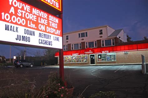 About | Candy Store Near Me Kittery ME | Yummies Candy & Nuts