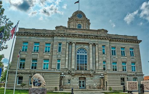 Jasper County Courthouse | Advanced Architectural Products, Inc.